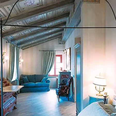 Hotel Relais Prato 5*