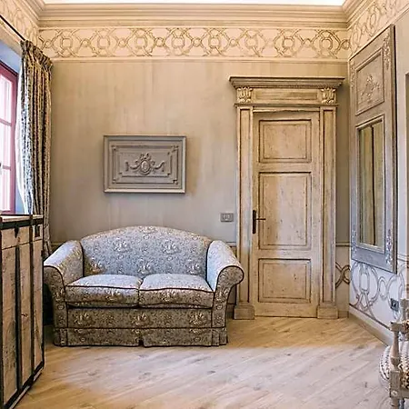 Relais Prato Hotel