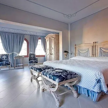 Relais Prato Hotel