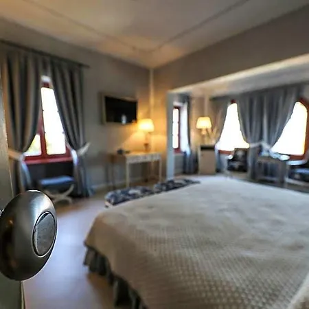 Relais Prato Hotel Cantalupo